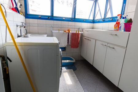 Apartamento à venda com 98m², 3 quartos e 2 vagasÁrea de Serviço