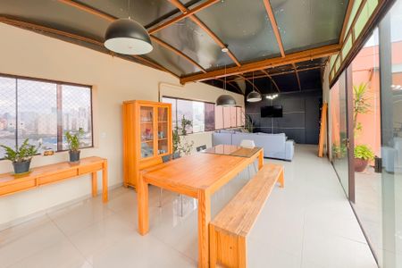 Apartamento à venda com 209m², 3 quartos e 3 vagasCobertura