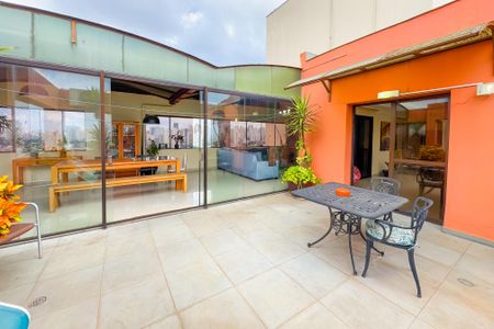 Apartamento à venda com 209m², 3 quartos e 3 vagasCobertura