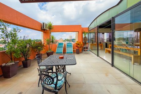 Apartamento à venda com 209m², 3 quartos e 3 vagasCobertura