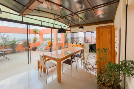 Apartamento à venda com 209m², 3 quartos e 3 vagasCobertura