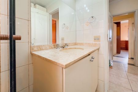 Apartamento à venda com 209m², 3 quartos e 3 vagasBanheiro da Suíte