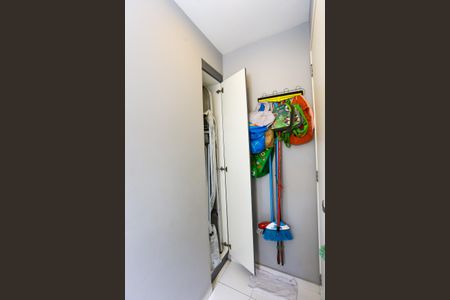 Apartamento à venda com 84m², 2 quartos e 2 vagas Apartamento à venda com 84m², 2 quartos e 2 vagasÁrea de Serviço