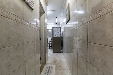 Casa à venda com 525m², 8 quartos e 4 vagas Casa à venda com 525m², 8 quartos e 4 vagasCasa 2 - Corredor para os Quartos