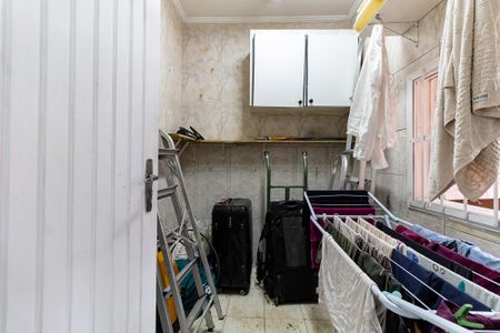 Casa à venda com 525m², 8 quartos e 4 vagas Casa à venda com 525m², 8 quartos e 4 vagasCasa 2 - Área de Serviço