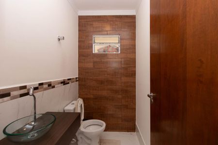 Casa à venda com 195m², 3 quartos e 4 vagasBanheiro 1