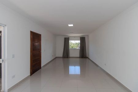 Casa à venda com 195m², 3 quartos e 4 vagasSala