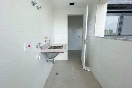 Apartamento à venda com 92m², 2 quartos e 2 vagas Apartamento à venda com 92m², 2 quartos e 2 vagasLavanderia
