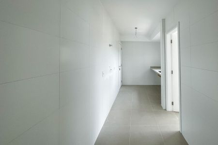 Apartamento à venda com 92m², 2 quartos e 2 vagas Apartamento à venda com 92m², 2 quartos e 2 vagasBanheiro da Suíte 2