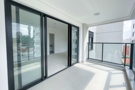 Apartamento à venda com 92m², 2 quartos e 2 vagas Apartamento à venda com 92m², 2 quartos e 2 vagasVaranda