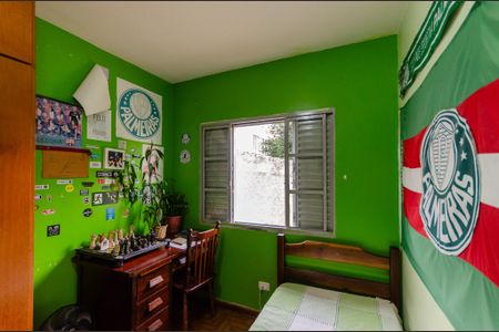 Casa à venda com 197m², 4 quartos e 2 vagas Casa à venda com 197m², 4 quartos e 2 vagasQuarto 2