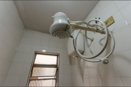 Casa à venda com 197m², 4 quartos e 2 vagas Casa à venda com 197m², 4 quartos e 2 vagasEdícula - Banheiro