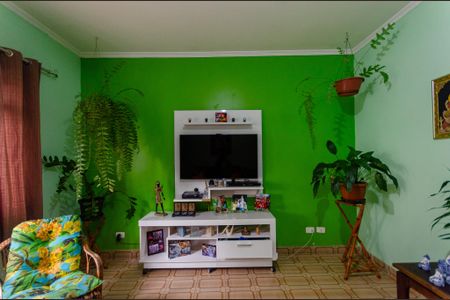 Casa à venda com 197m², 4 quartos e 2 vagas Casa à venda com 197m², 4 quartos e 2 vagasSala
