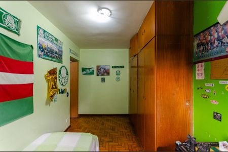 Casa à venda com 197m², 4 quartos e 2 vagas Casa à venda com 197m², 4 quartos e 2 vagasQuarto 2