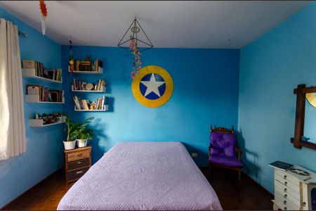 Casa à venda com 197m², 4 quartos e 2 vagas Casa à venda com 197m², 4 quartos e 2 vagasQuarto 1