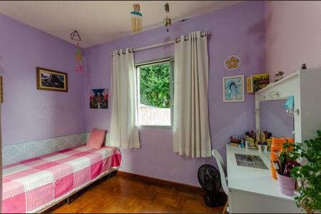 Casa à venda com 197m², 4 quartos e 2 vagas Casa à venda com 197m², 4 quartos e 2 vagasQuarto 3