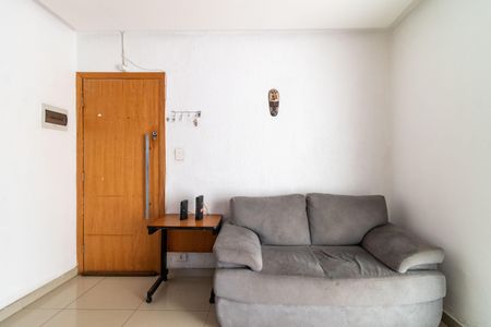 Apartamento à venda com 81m², 2 quartos e sem vagaSala