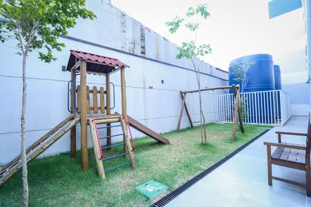 Studio à venda com 34m², 2 quartos e sem vagaÁrea comum - Playground