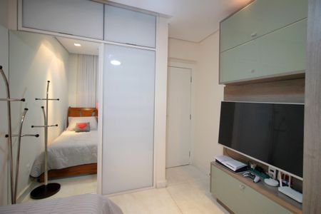 Apartamento à venda com 220m², 4 quartos e 4 vagasQuarto 4