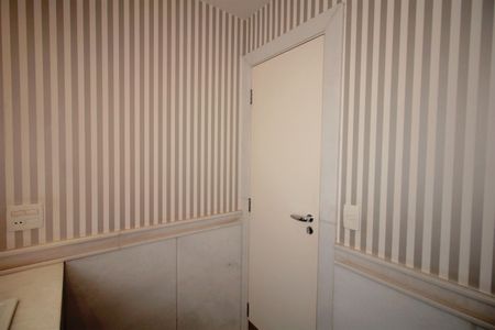 Apartamento à venda com 220m², 4 quartos e 4 vagasLavabo