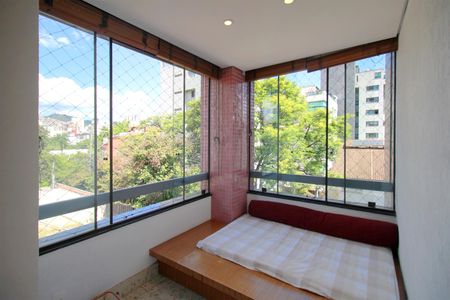 Apartamento à venda com 220m², 4 quartos e 4 vagasVaranda da Sala