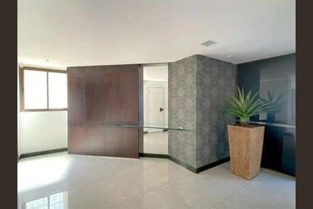 Apartamento à venda com 220m², 4 quartos e 4 vagasÁrea comum - Hall