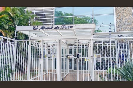 Apartamento à venda com 115m², 3 quartos e 2 vagasFachada