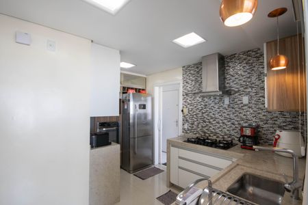 Apartamento à venda com 115m², 3 quartos e 2 vagasCozinha