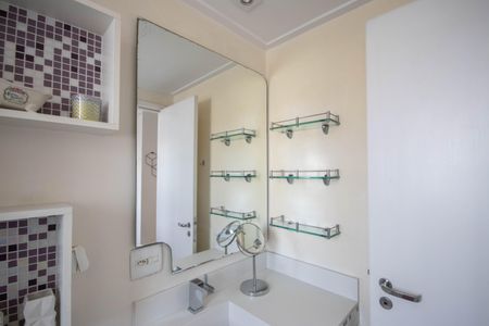 Apartamento à venda com 115m², 3 quartos e 2 vagasBanheiro da Suíte 2