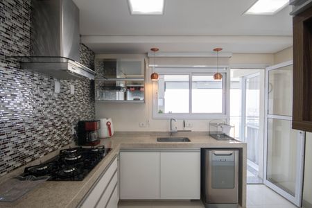 Apartamento à venda com 115m², 3 quartos e 2 vagasCozinha