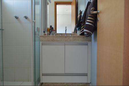 Apartamento à venda com 140m², 3 quartos e 2 vagasBanheiro da Suíte 1