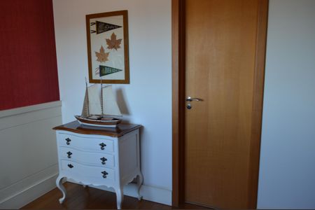 Apartamento à venda com 140m², 3 quartos e 2 vagasSuíte 2