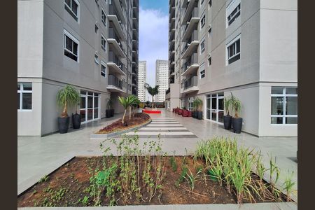 Apartamento à venda com 41m², 2 quartos e sem vagaÁrea comum