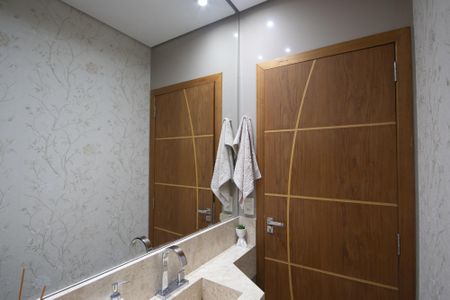 Casa à venda com 140m², 3 quartos e 2 vagas Casa à venda com 140m², 3 quartos e 2 vagasLavabo