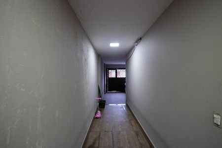 Casa à venda com 140m², 3 quartos e 2 vagas Casa à venda com 140m², 3 quartos e 2 vagasCorredor