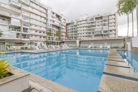 Apartamento à venda com 68m², 2 quartos e 1 vagaÁrea comum
