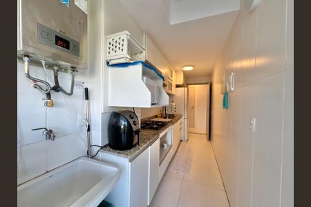 Apartamento à venda com 68m², 2 quartos e 1 vagaCozinha e Área de Serviço