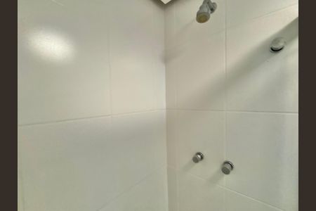 Apartamento à venda com 68m², 2 quartos e 1 vagaBanheiro Social