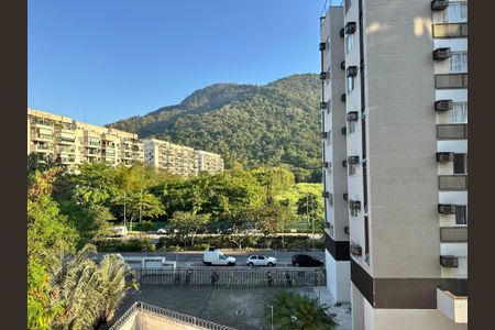 Apartamento à venda com 68m², 2 quartos e 1 vagaQuarto - Vista