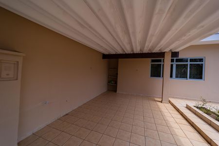 Casa à venda com 150m², 2 quartos e 1 vaga Casa à venda com 150m², 2 quartos e 1 vagaGaragem