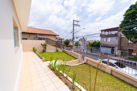 Casa à venda com 150m², 2 quartos e 1 vaga Casa à venda com 150m², 2 quartos e 1 vagaEntrada
