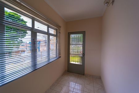 Casa à venda com 150m², 2 quartos e 1 vaga Casa à venda com 150m², 2 quartos e 1 vagaHall de entrada