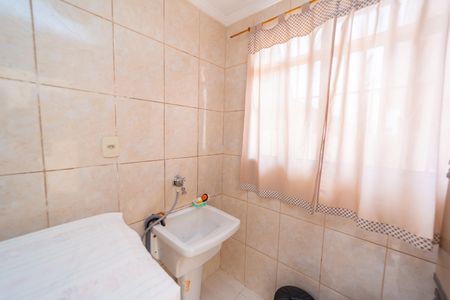 Casa à venda com 150m², 2 quartos e 1 vaga Casa à venda com 150m², 2 quartos e 1 vagaÁrea de Serviço