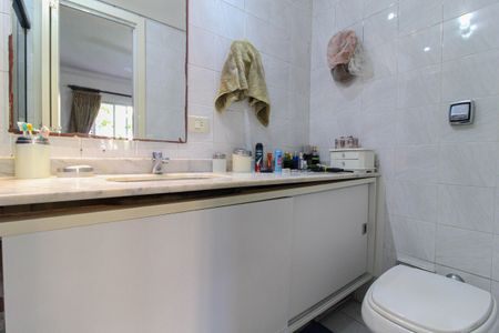 Apartamento à venda com 83m², 3 quartos e 2 vagas Apartamento à venda com 83m², 3 quartos e 2 vagasBanheiro da Suíte
