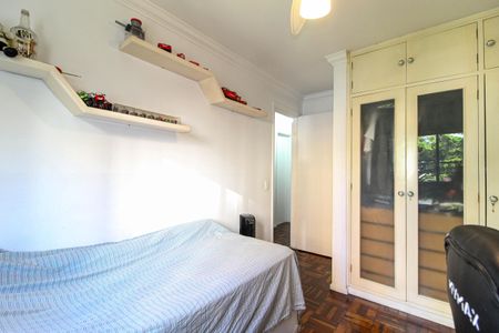 Apartamento à venda com 83m², 3 quartos e 2 vagas Apartamento à venda com 83m², 3 quartos e 2 vagasQuarto 2
