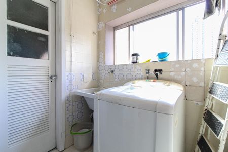 Apartamento à venda com 83m², 3 quartos e 2 vagas Apartamento à venda com 83m², 3 quartos e 2 vagasÁrea de Serviço