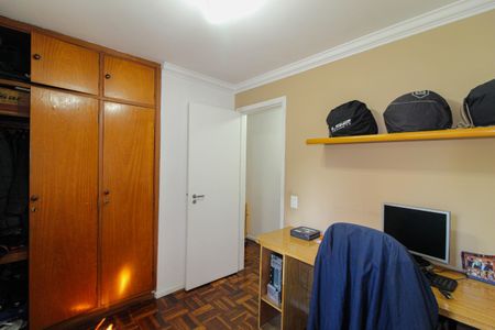 Apartamento à venda com 83m², 3 quartos e 2 vagas Apartamento à venda com 83m², 3 quartos e 2 vagasQuarto 1