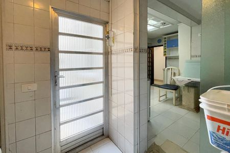 Apartamento para alugar com 140m², 2 quartos e 1 vaga Apartamento para alugar com 140m², 2 quartos e 1 vagaÁrea de Serviço