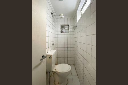 Apartamento para alugar com 140m², 2 quartos e 1 vaga Apartamento para alugar com 140m², 2 quartos e 1 vagaBanheiro de serviço
