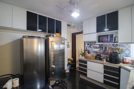 Casa à venda com 224m², 3 quartos e 3 vagasCozinha